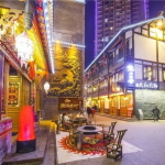 娱乐老街,娱乐老街的历史变迁与魅力再现