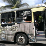 娱乐吃瓜酱坐公交车,揭秘明星幕后趣事